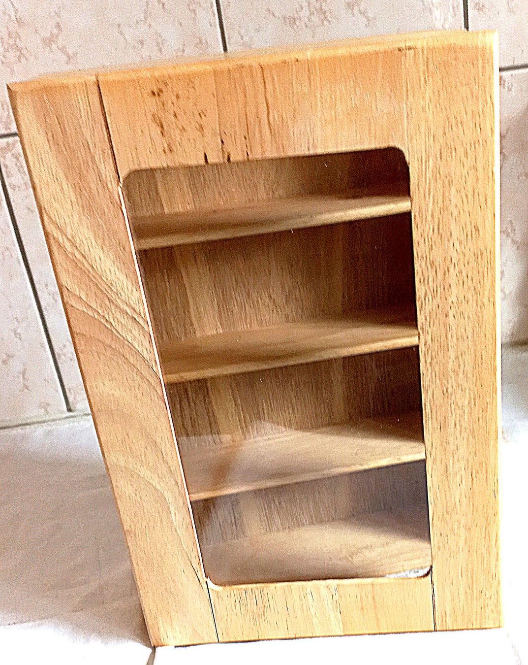 Vitrinen: Vitrine / Schaukasten mit 3 Tablaren – Gebraucht aus Baar von 2cvbaar 4