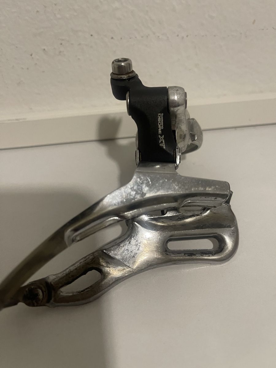 Shimano Pezzi di ricambio: Shimano Deore XT FD -M738 Umwerfer 31.8 – Usato da Giubiasco venduto da bulag