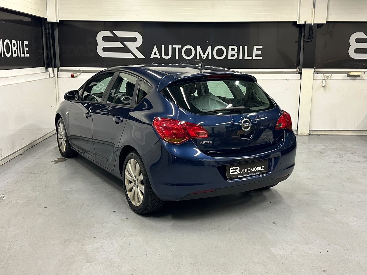 Opel Autos: Opel Astra J 16 – Gebraucht aus St. Margrethen SG von ERA1 6