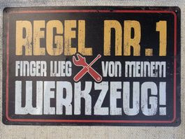 Blechschild (Finger weg)