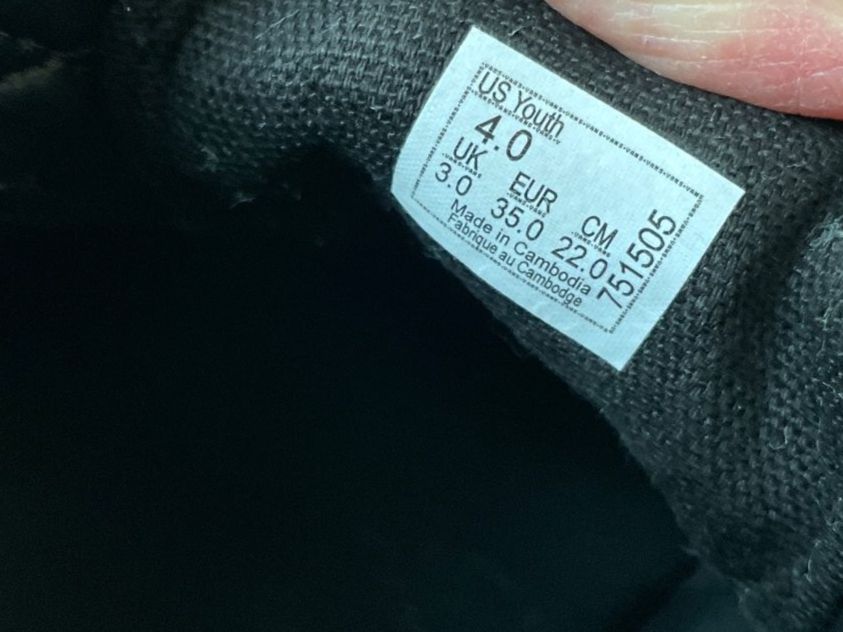 Vans Scarpe da uomo: Vans, Schwarz-weiss, Gr. 35 – Usato da Cham venduto da 2eye 1