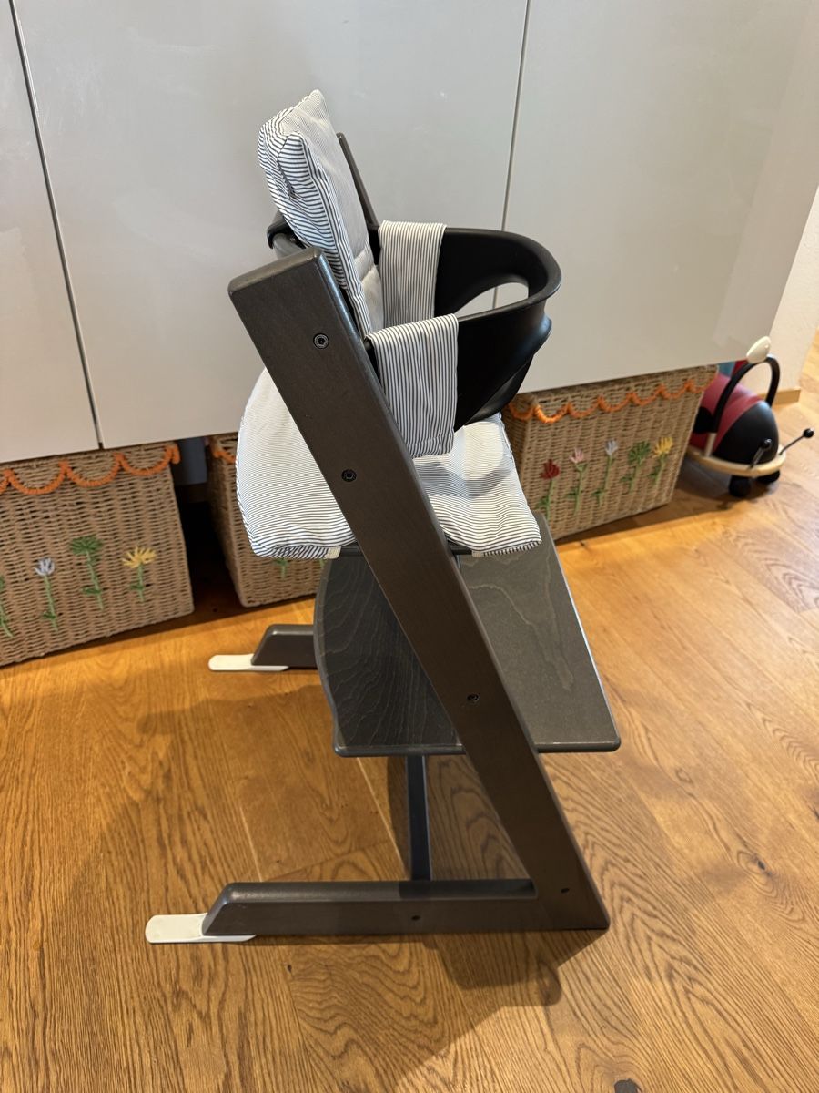 Stokke Hochstühle: Stokke Tripp Trapp grau mesh - Versand möglich – Gebraucht aus Neuhaus SG von chinderegge 3