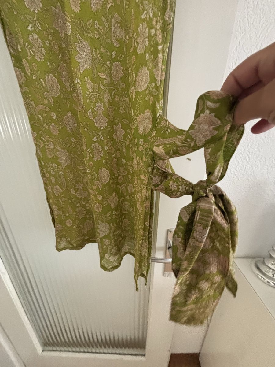 Vestiti: Robe soie %100 taille M – Usato da Brügg BE venduto da rah_mqh8 1