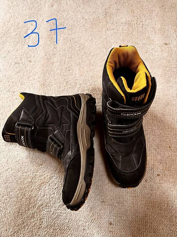 Damenschuhe: Schuhe - Gr 37 – Gebraucht aus Zürich von camikaze 1