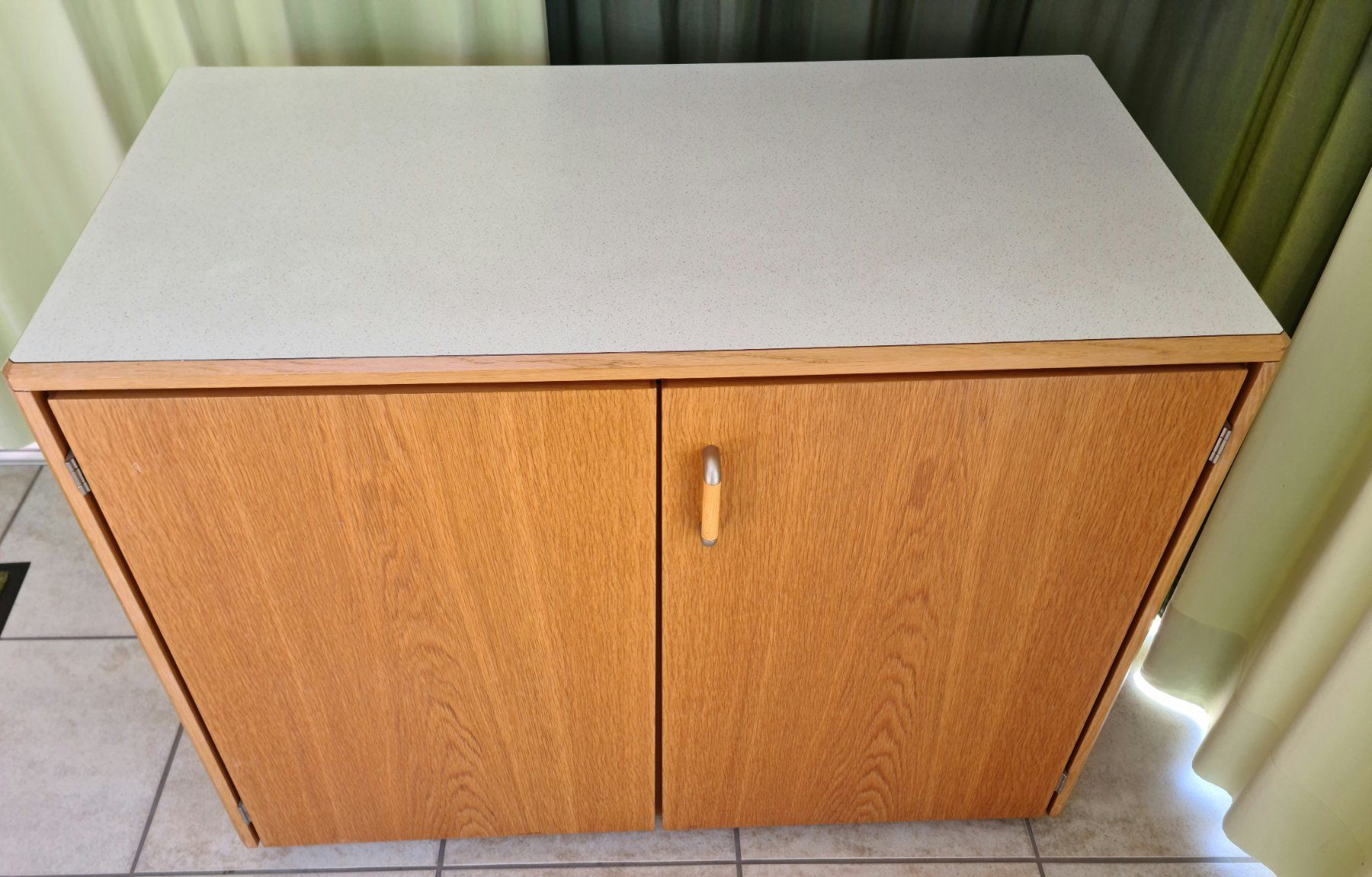 Cassettiere: Kommode, Sideboard auf Räder – Usato da Laupen ZH venduto da Firo10 1