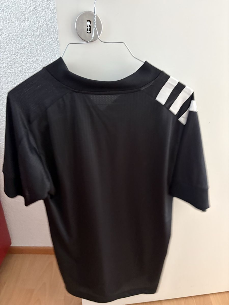 Leibchen & Hosen: Inter Miami Dress – Gebraucht aus Anglikon von krodri 2