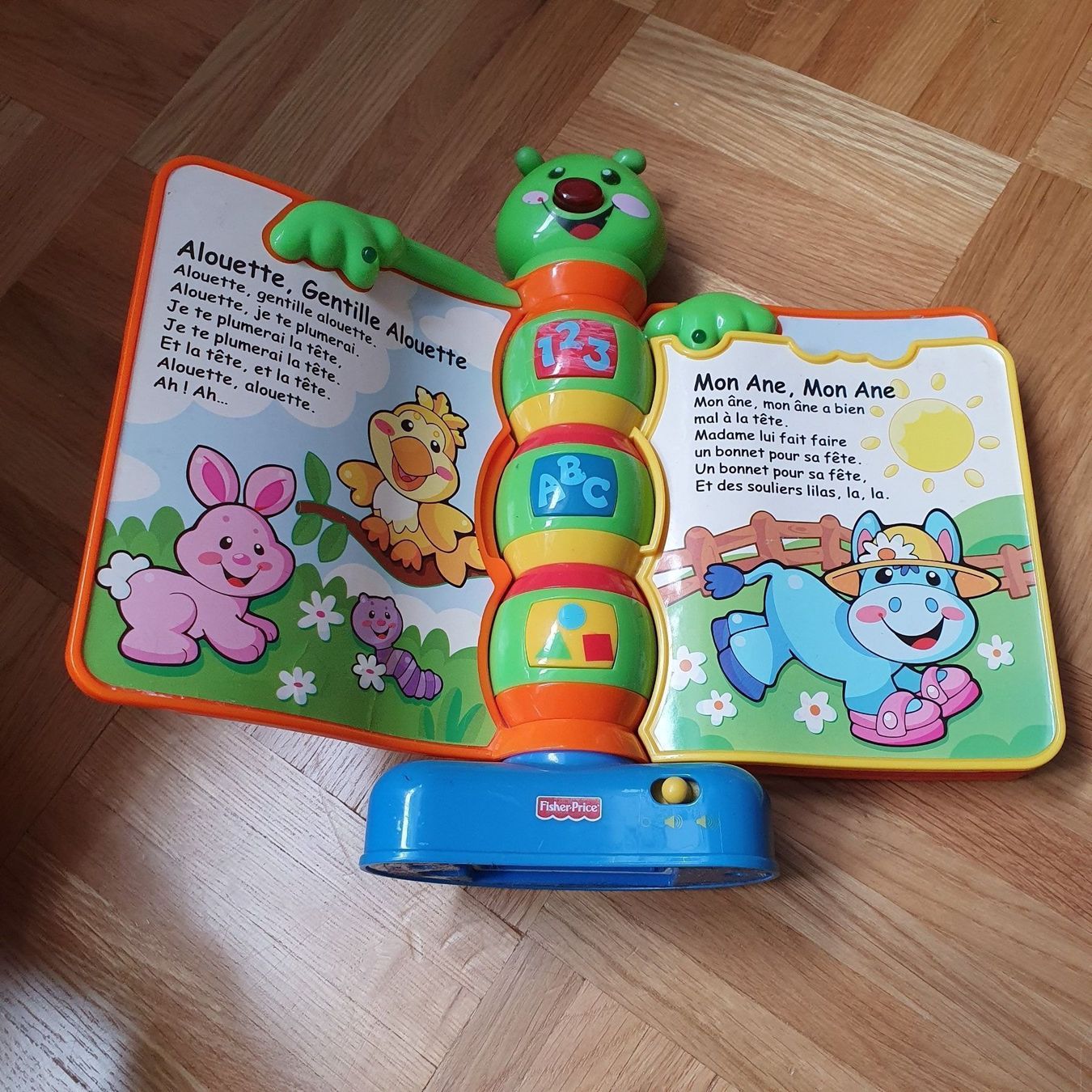 Libri: Livre d'éveil chanchons pour bébé – Usato da Prilly venduto da RoDyRe 1
