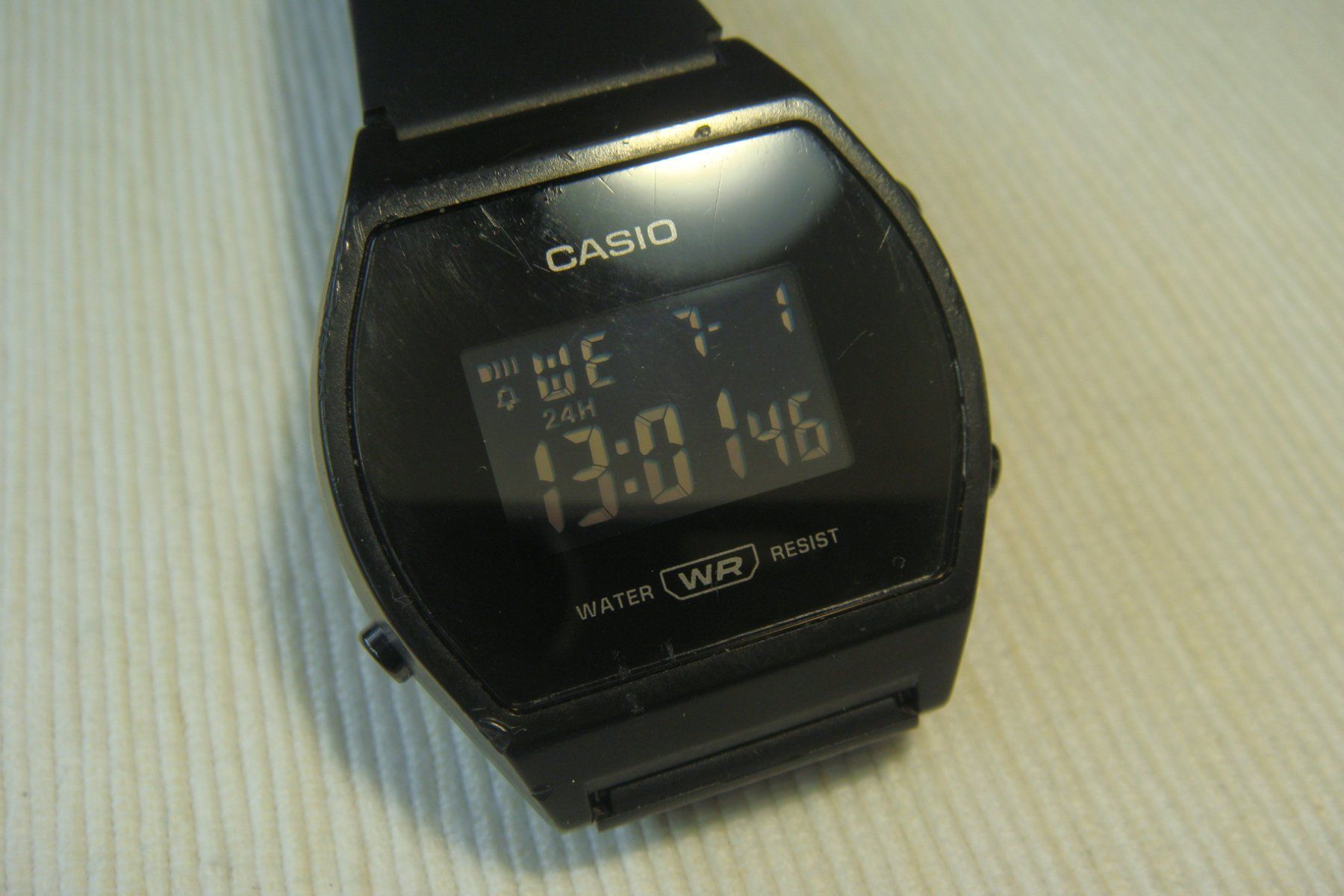 Casio Montres: Casio LW-204 – D'occasion à Emmenbrücke par kuhn4951 9