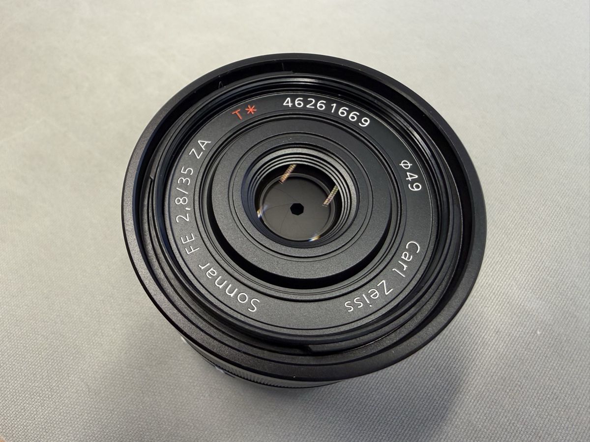 Sony Obiettivi: Sony FE 35mm f2.8 ZA – Usato da Conches venduto da greeeg 1