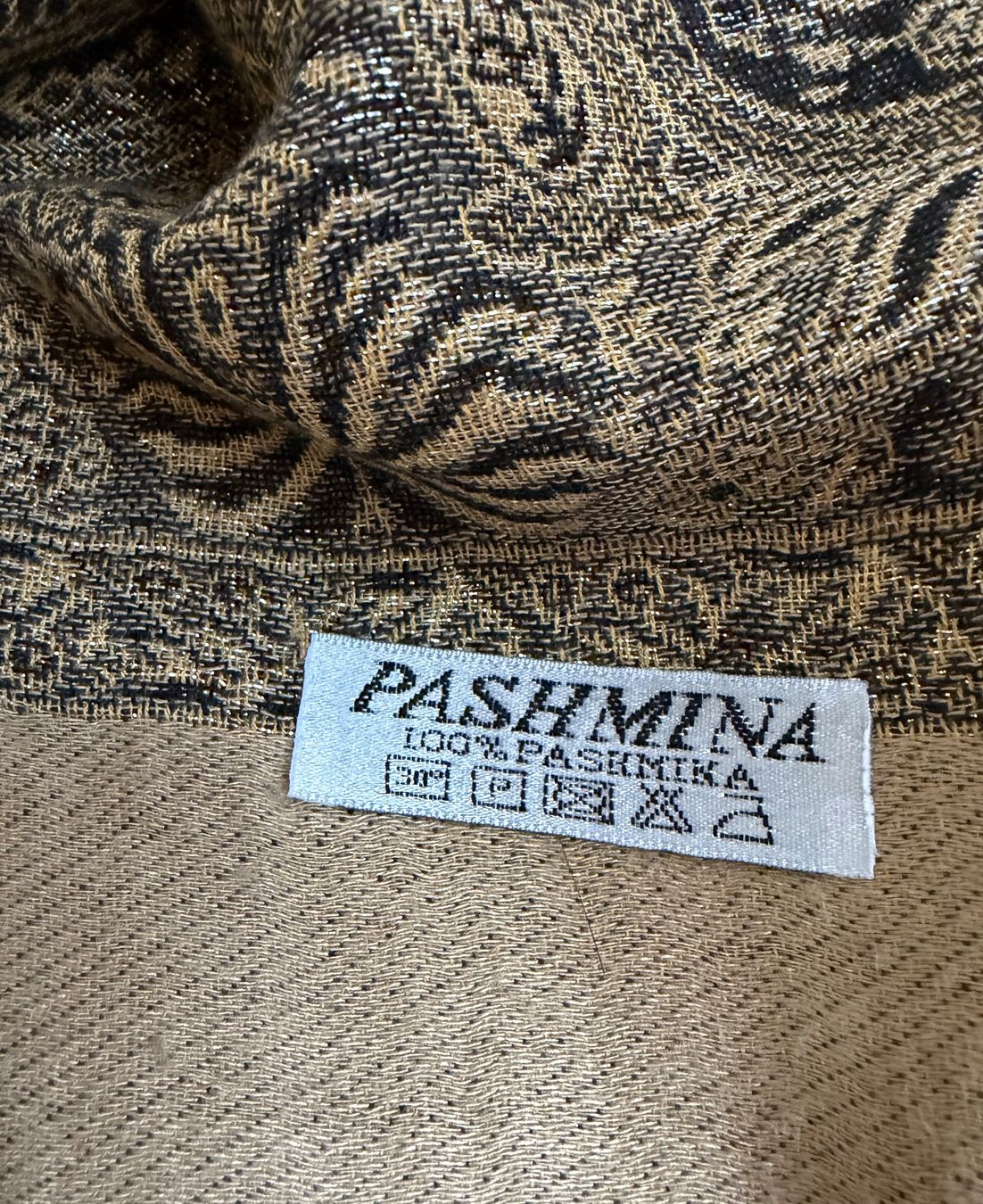 Foulard & Sciarpe: Pashmina Schal – Usato da Unterägeri venduto da Jutka_04 2