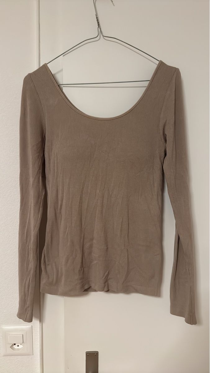 Tops: Longsleeve beige size S used – Gebraucht aus Luzern von Alsu_Lucerne