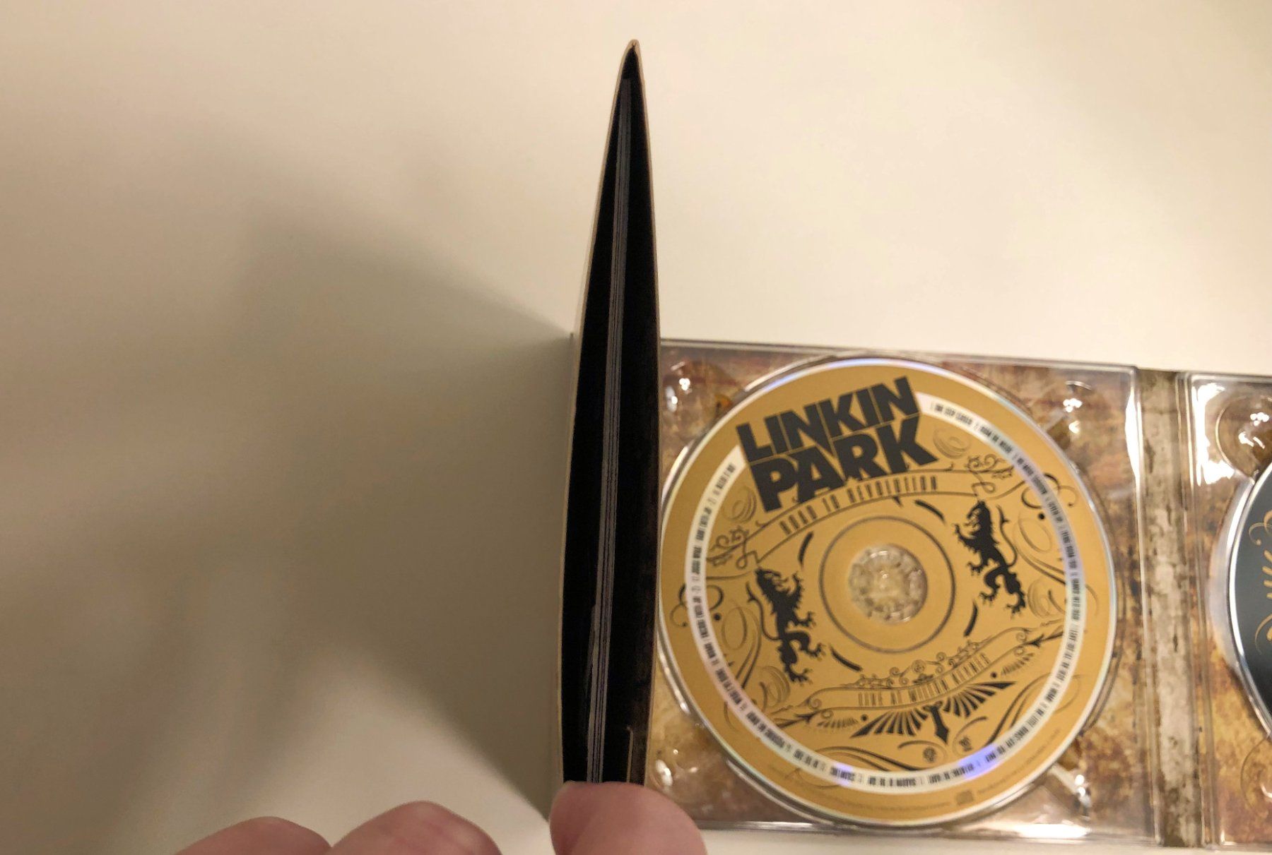 CDs: CD Linkin Park "Road to Revolution" CD + DVD – Gebraucht aus Rüti ZH von Jasna89 4