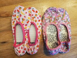 Zwei neue Turntäppeli/ Gymnastikschuhe 29/30