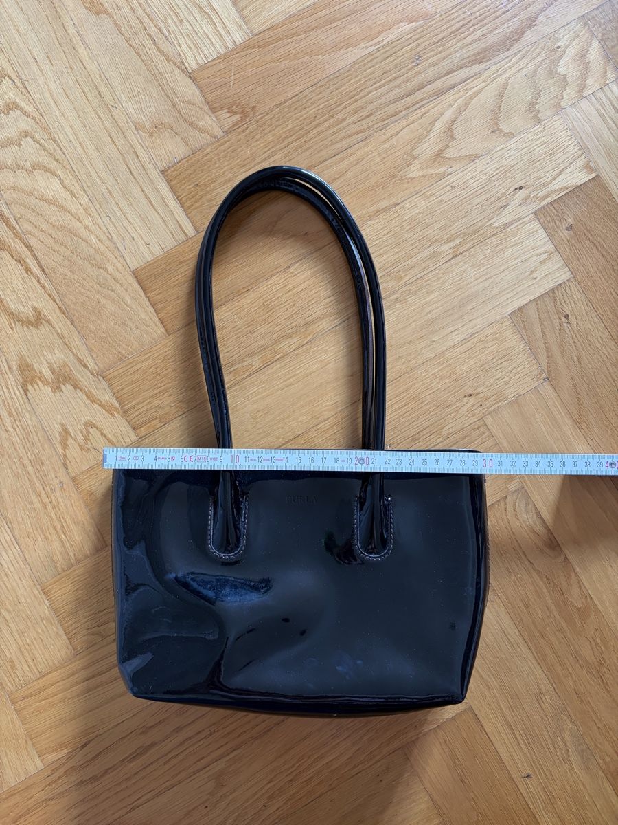 Furla Borse da donna: Furla Vinyl/Lack Tasche – Nuovo (secondo la descrizione) da Zürich venduto da jlien 3