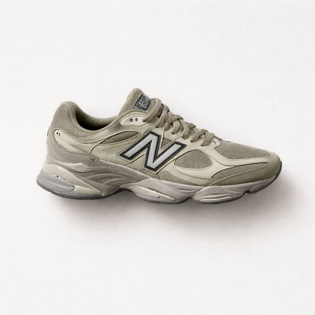 New Balance Scarpe da uomo: New Balance 9060 "Sea Salt", Taille 42 neuves – Nuovo e nell'imballaggio originale da Boudry venduto da jul_l9mr 1