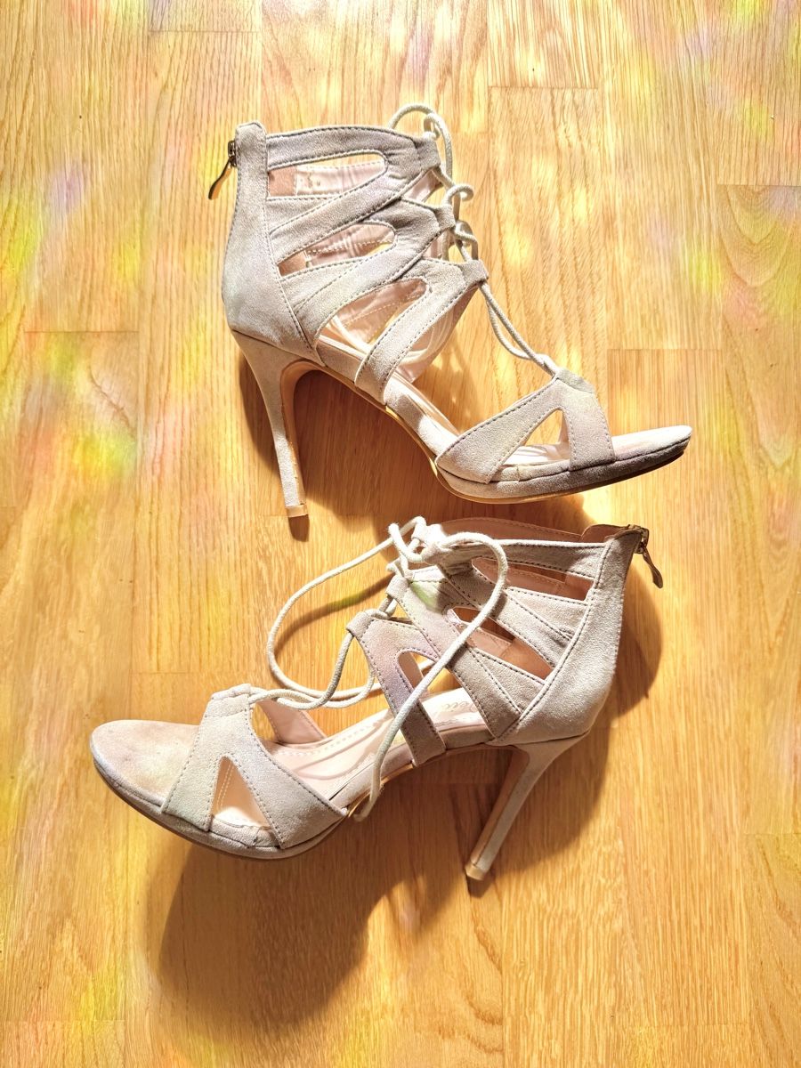 Scarpe da donna: High Heels Schnürschuhe beige 38 – Nuovo (secondo la descrizione) da Zollikofen venduto da AureusManus