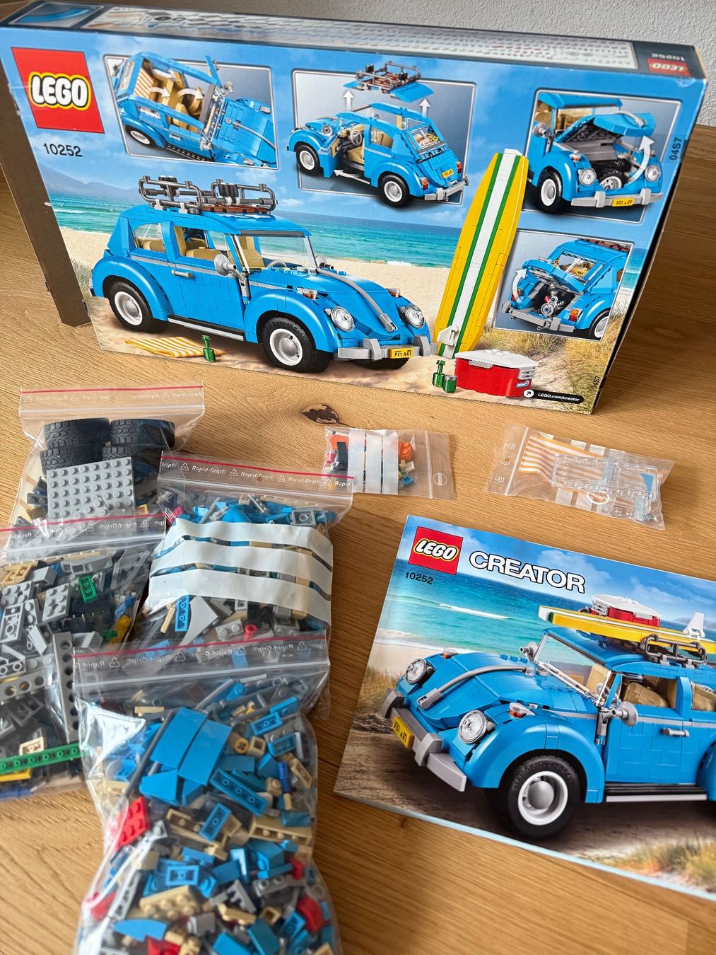 Lego Giocattoli: Lego 10252 VW Beetle Käfer ab 1.- – Usato da Jegenstorf venduto da 7H3_B16_F15CH 1
