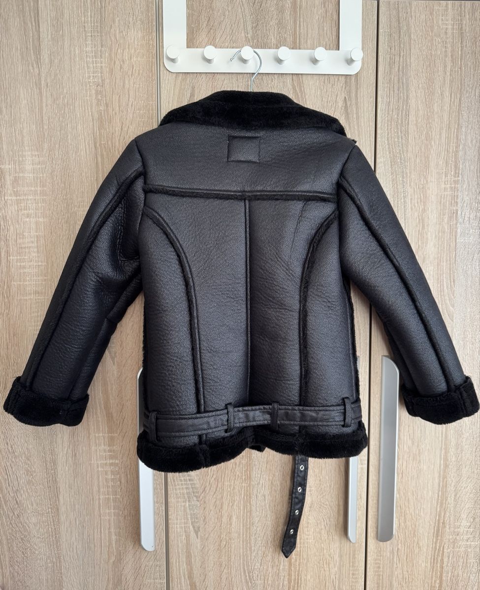 Giacche & Cappotti: Winter Jacke Kinder Gr. 140 Schwarz – Usato da Niederhasli venduto da Mfallegger 1