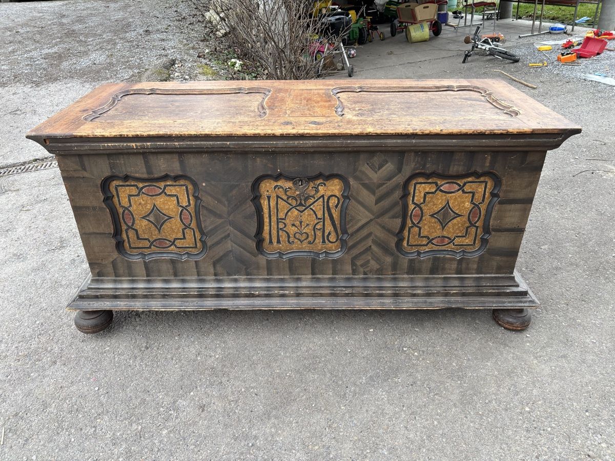 Truhen: Alte Truhe – Gebraucht aus Wagen von tob_hd9b