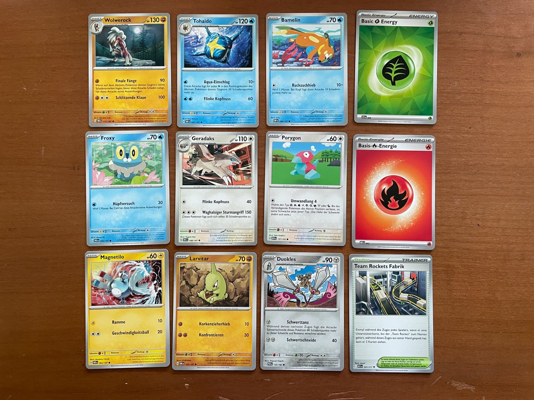 Pokémon Carte collezionabili: Pokemon 12er Karten Set (Versand gratis) – Nuovo (secondo la descrizione) da Chur venduto da Angerson