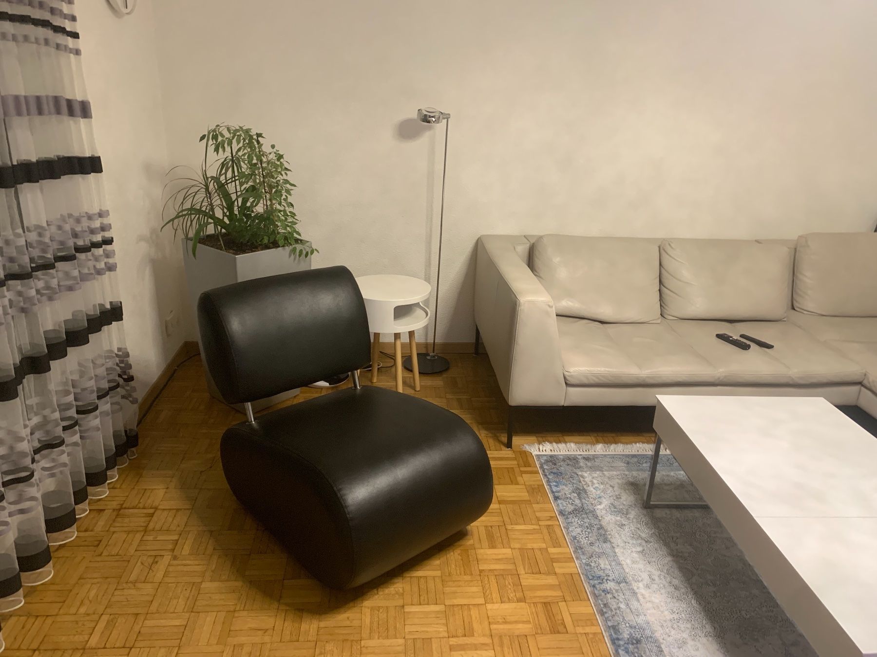 Poltrone: Designer Sessel schwarz Lief Gratis – Usato da Thun venduto da Thuno6 2