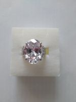 Ring mit Zirkonias