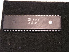 obsoleter Mikroprozessor  SY6502