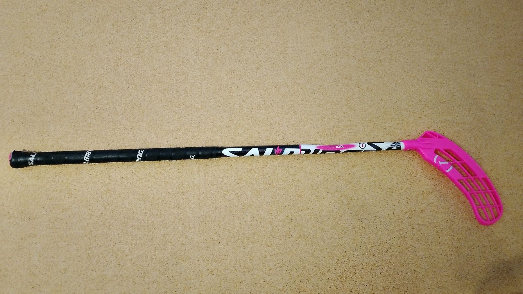 Unihockey: Salming Unihockey Schläger – Usato da Beringen venduto da Horsts_Garage