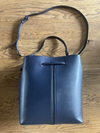 Handtasche / Umhängetasche in dunkelblau