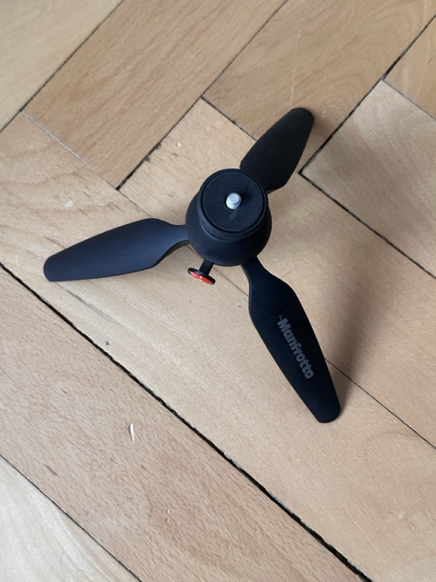 Manfrotto Treppiedi & Teste: Manfrotto Mini Stativ Tischstativ - Kompakt und Stabil! – Usato da St. Gallen venduto da gianmarcobonetti