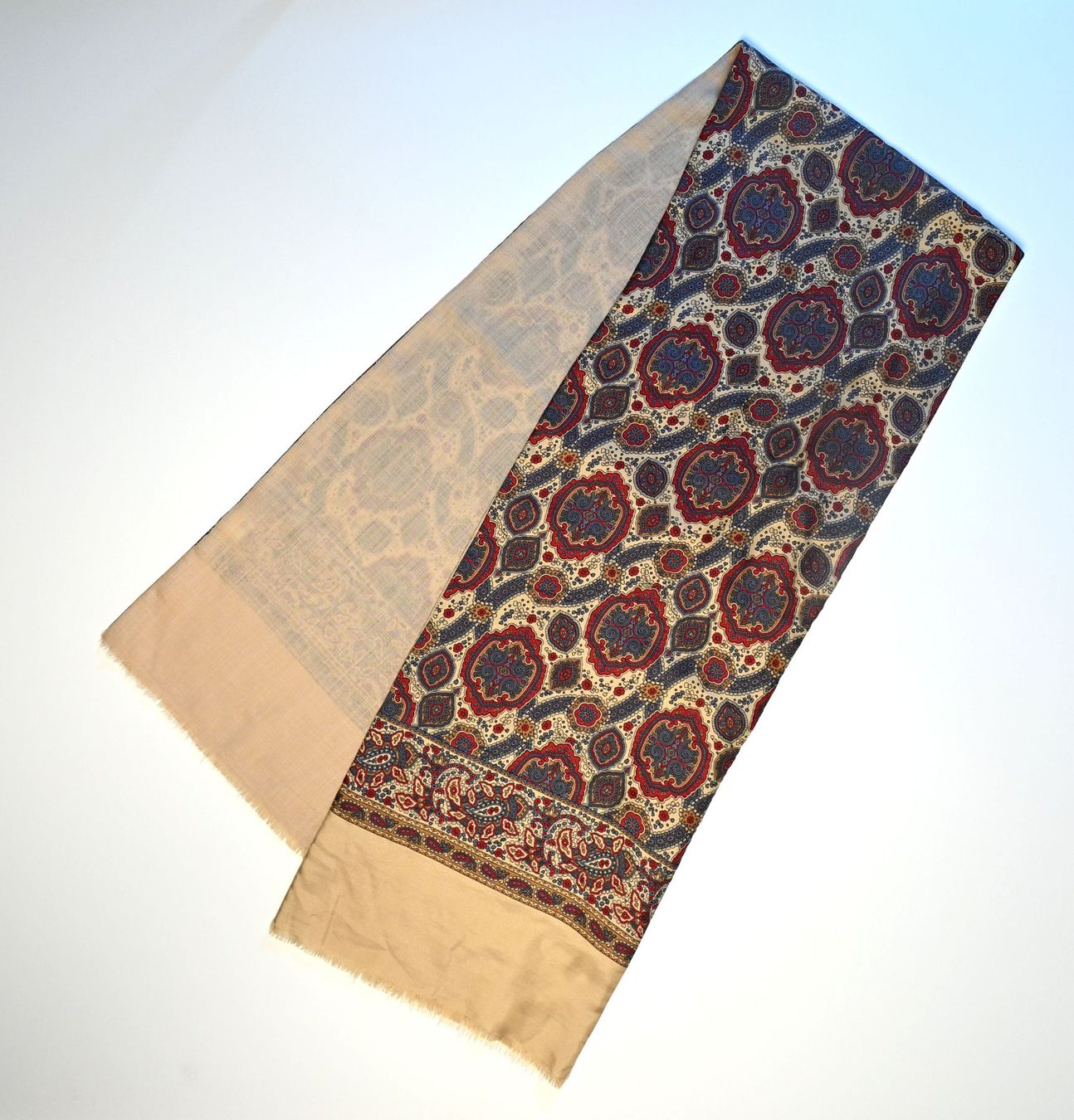 Foulard & Sciarpe: Seidenschal mit Paisleymuster – Nuovo (secondo la descrizione) da Dürnten venduto da puumies