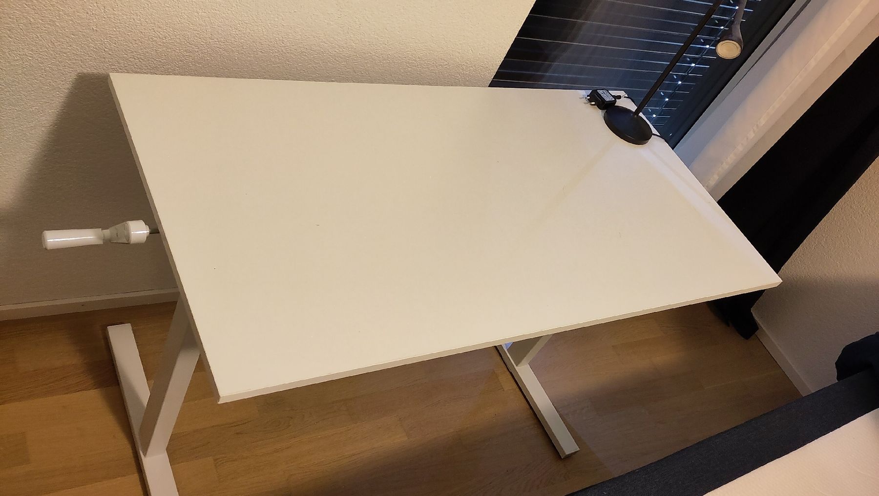 Schreibtische: Pult/Schreibtisch, Höhenverstellbar – Neu (gemäss Beschreibung) aus Glattpark(Opfikon) von gia_55rs 1