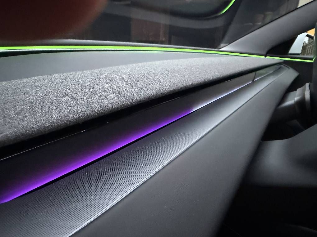 Automobili: Tesla Model 3 Highland Ambiente light RGB – Usato da Schöftland venduto da Golf_R20 2