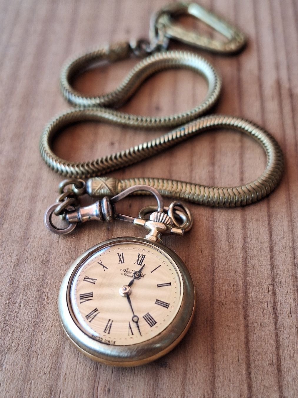 Orologi: Mini Taschenuhr mit schöner Kette – Usato da Ringgenberg BE venduto da dan_lue_3852