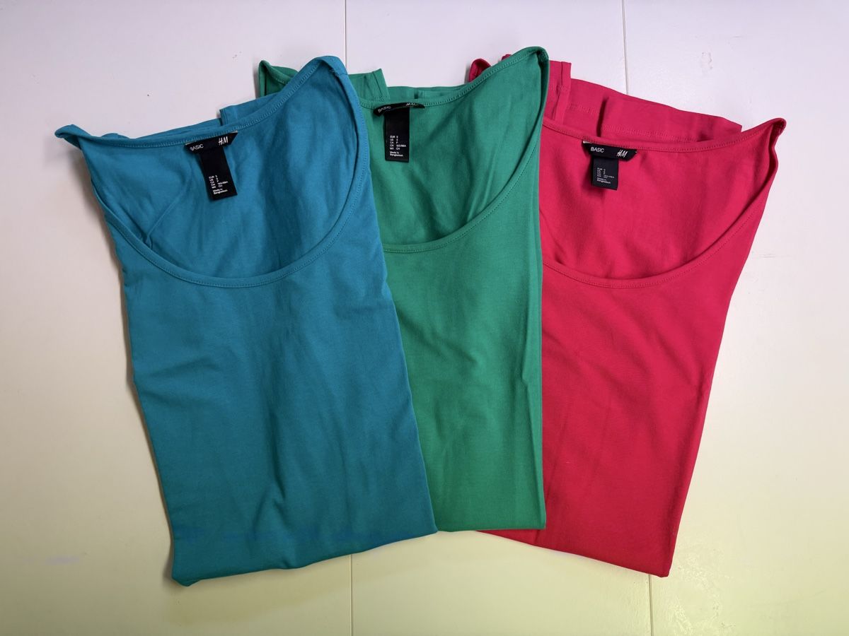 H&M T-shirt: H&M Basic Shirts, Grösse S, kurzarm, Top Zustand! – Usato da Suhr venduto da tin_hgc6