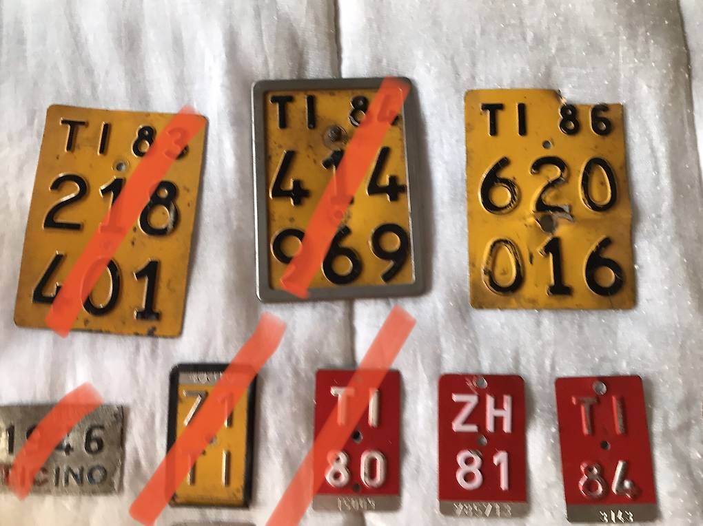 Insegne: Targhe bici e mofa – Usato da Bedano venduto da bed_6sb7