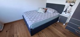 Lit coffre Aston 140x200 cm avec grand espace de rangement