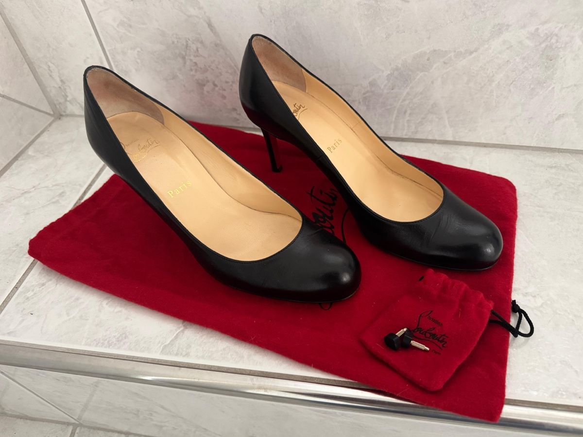 Christian Louboutin Scarpe da donna: Louboutin Original Grösse 38.5 – Usato da Zürich venduto da MicheleLoehr