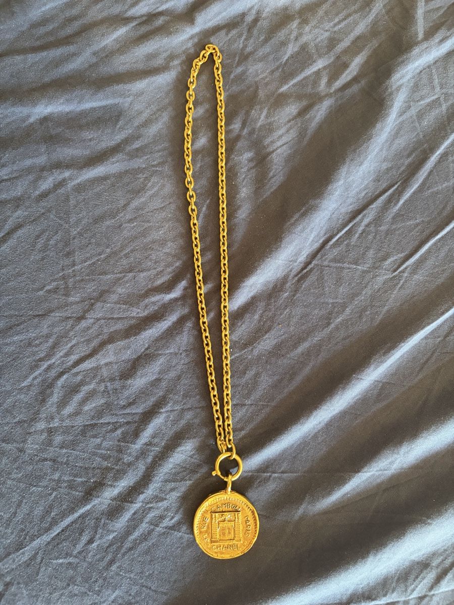 Chanel Colliers: Collier Chanel Vintage  – D'occasion à genève par champanonono