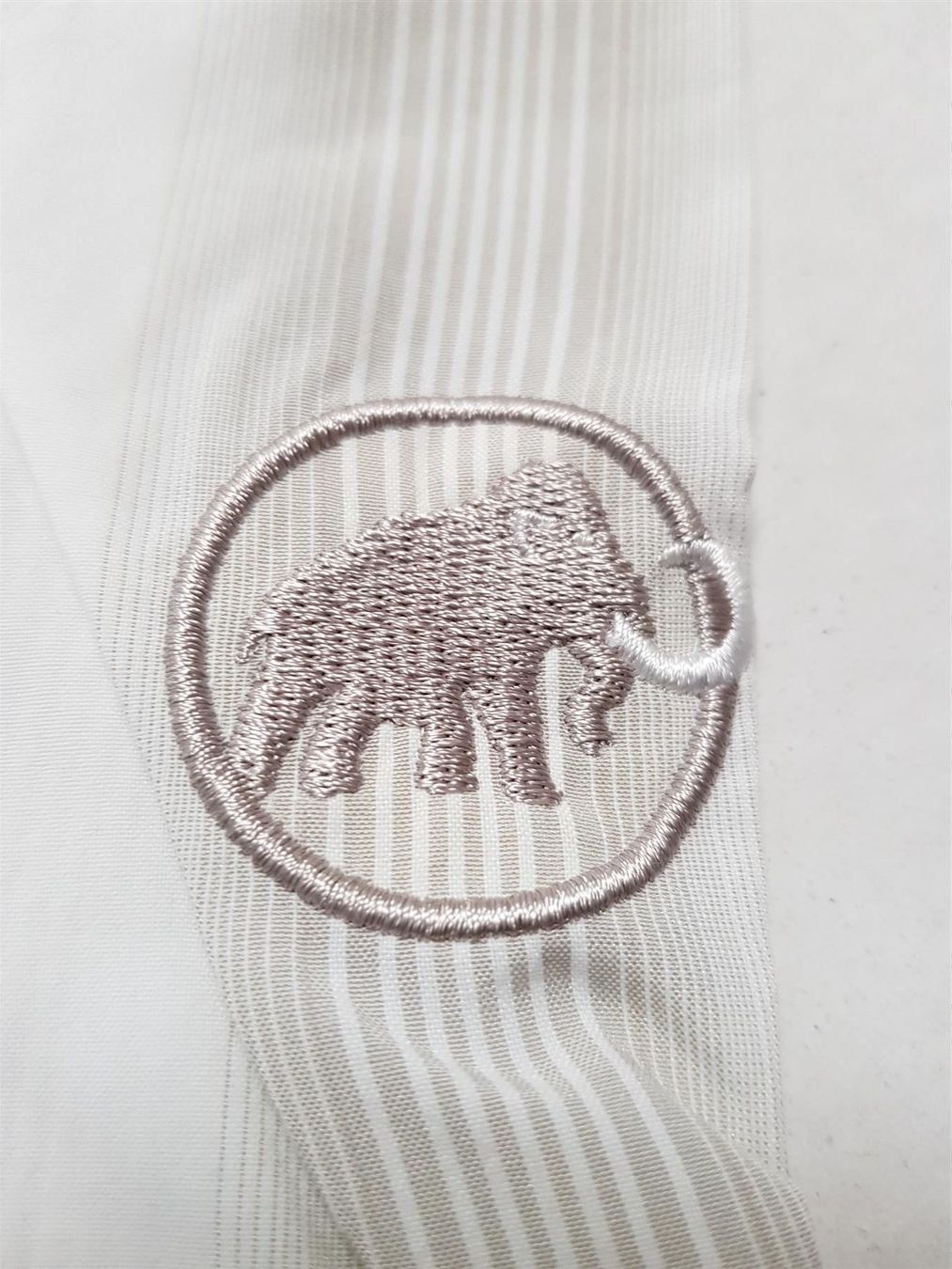 Mammut Hemden: Mammut kurzarm Shirt, Gr. M – Gebraucht aus Urtenen-Schönbühl von mammutli22 3