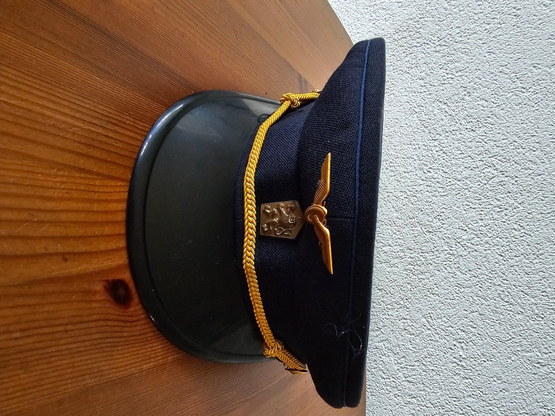 Uniformi: Zugbegleiter Hut der Tschechischen Bahn – Usato da Kaufdorf venduto da Sj1