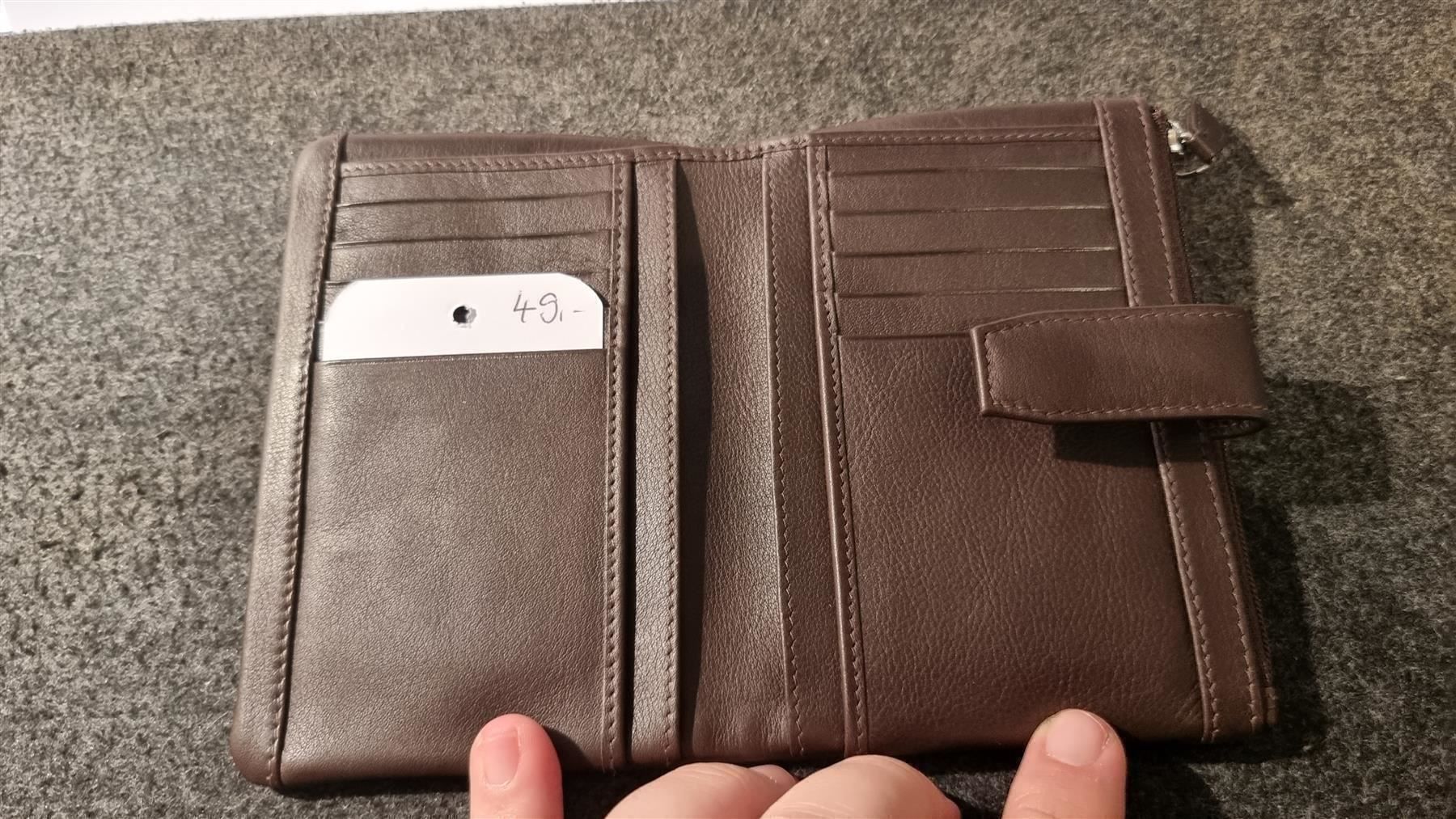 Brieftaschen: Portemonnaie Leder in braun – Neu (gemäss Beschreibung) aus Rebstein von James-Dean 2