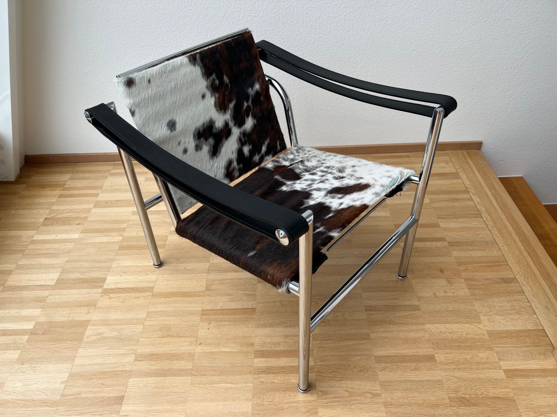 Cassina Poltrone: LC1 Sessel - Top Zustand – Usato da Bottmingen venduto da Botbas 3