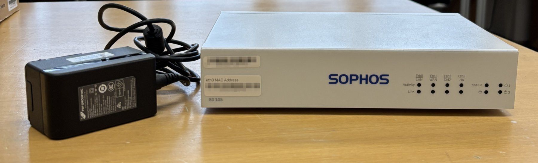 Sophos Firewall: SOPHOS SG 105 rev. 3 – Usato da Geroldswil venduto da Kuale