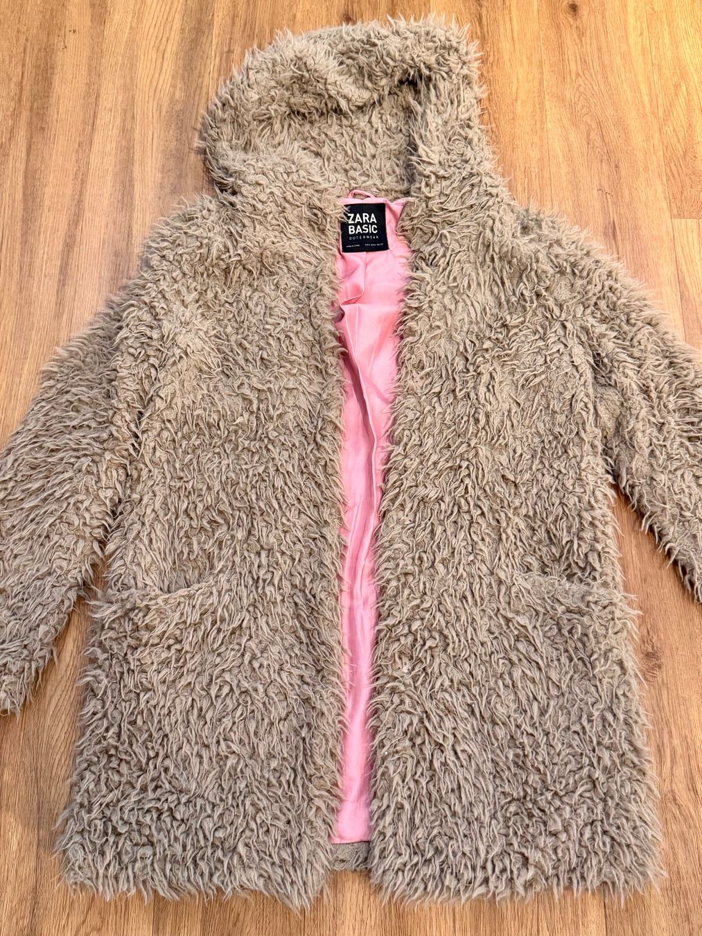 Zara Cappotti: Zara Basic Teddyfell Jacke, Grösse M hellbraun – Usato da Rothrist venduto da Fondgruebe 1