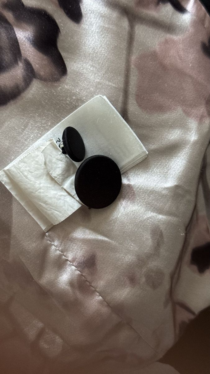 H&M Completi & Tailleur: H&M Blazer Gr. 38 Schwarz – Usato da Zürich venduto da Aya03 2