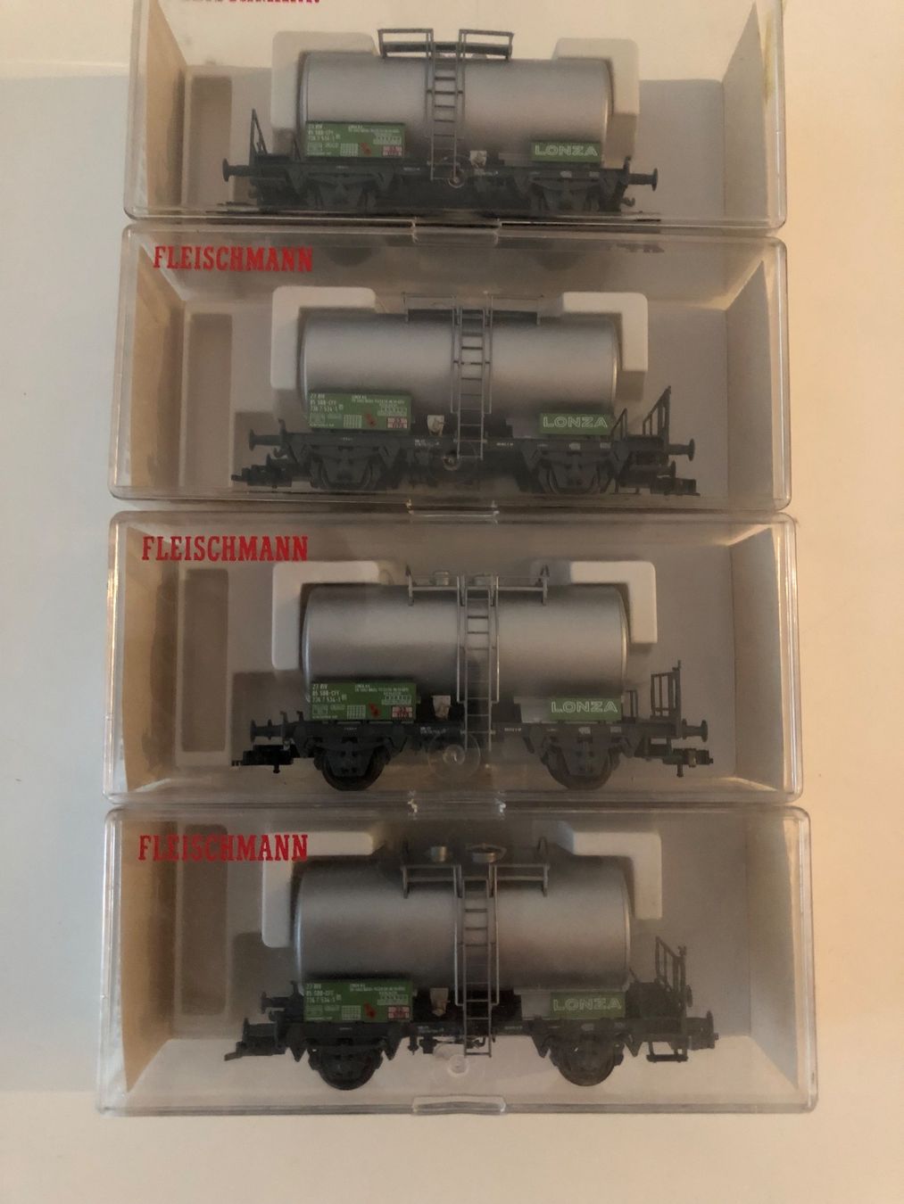 Fleischmann Modellini di ferrovie: Fleischmann 4er Set 5410 CH Neu – Nuovo e nell'imballaggio originale da Ostermundigen venduto da Garmin03