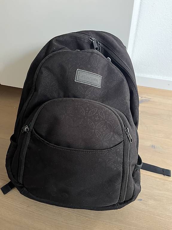 Sacs à dos: Rucksack dakine – D'occasion à Hauptwil par amknae