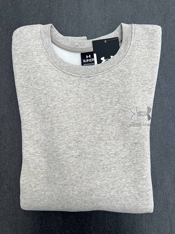Under Armour Maglioni & Felpe: Under Armour Essential Fleece Crew Gr. S NEU – Nuovo e nell'imballaggio originale da Altendorf venduto da Moto1 1