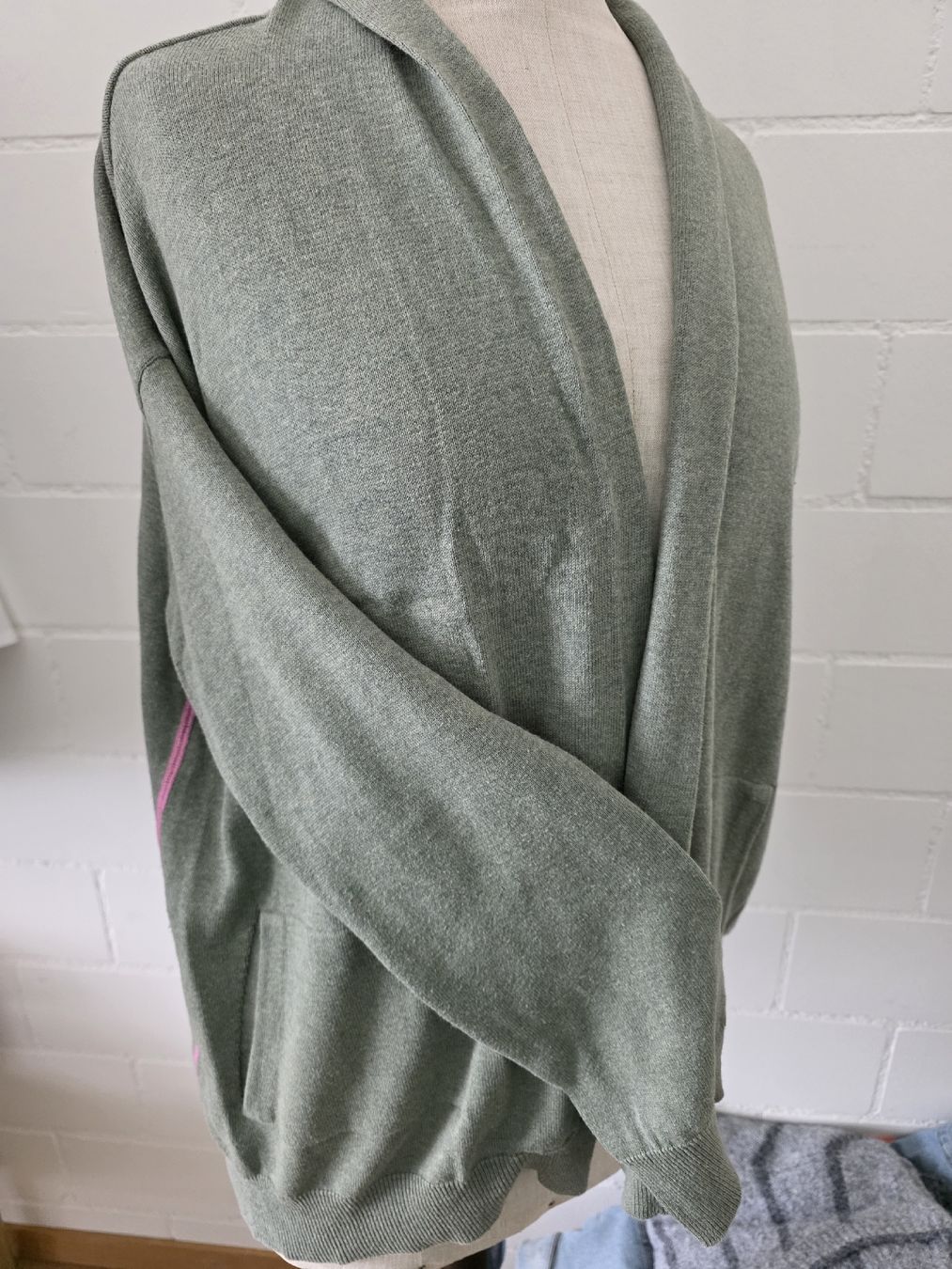 Lots de vêtements: Kleider Paket – Neuf (Voir description) à Rüti ZH par car_gl78 2